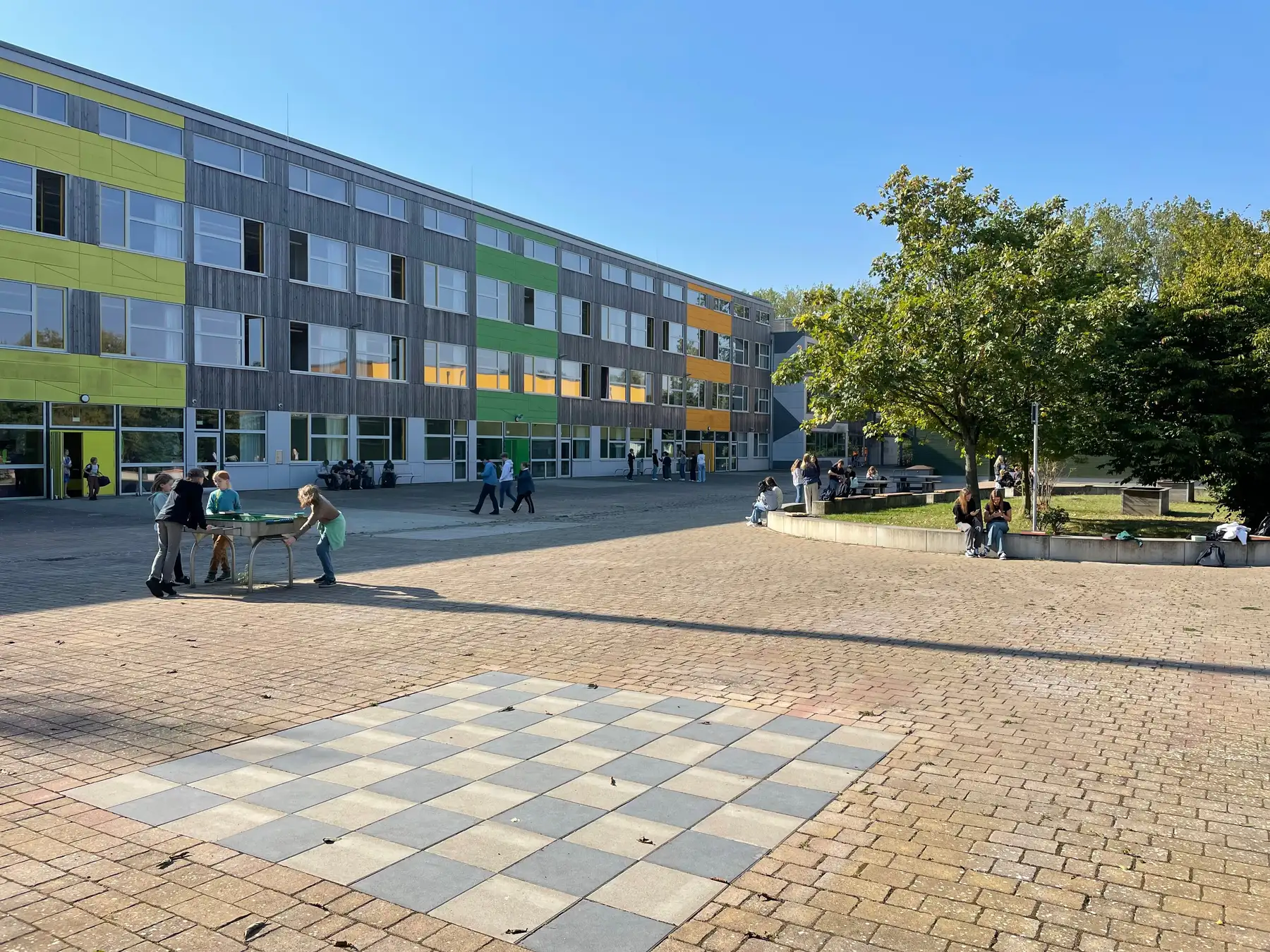 Schulhof